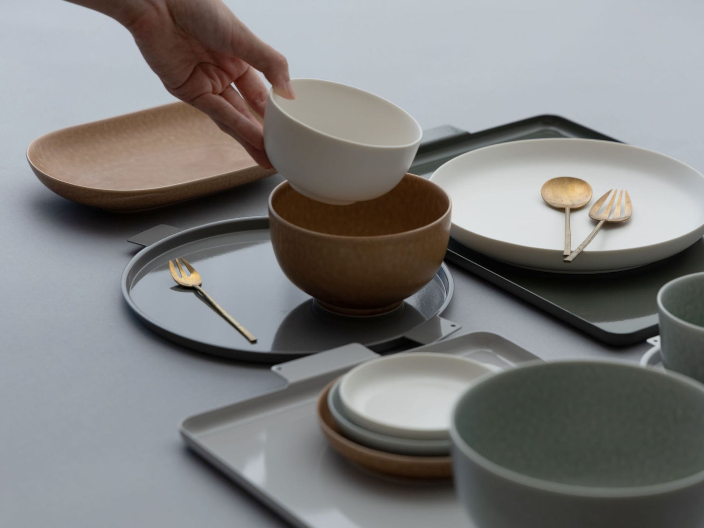 yumiko iihoshi porcelain/‘Colored’ aluminum tray square・rectangle