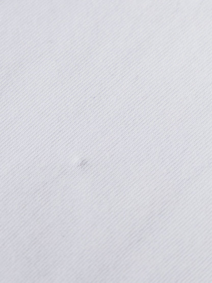 生地にはところどころネップが見られる場合があります。