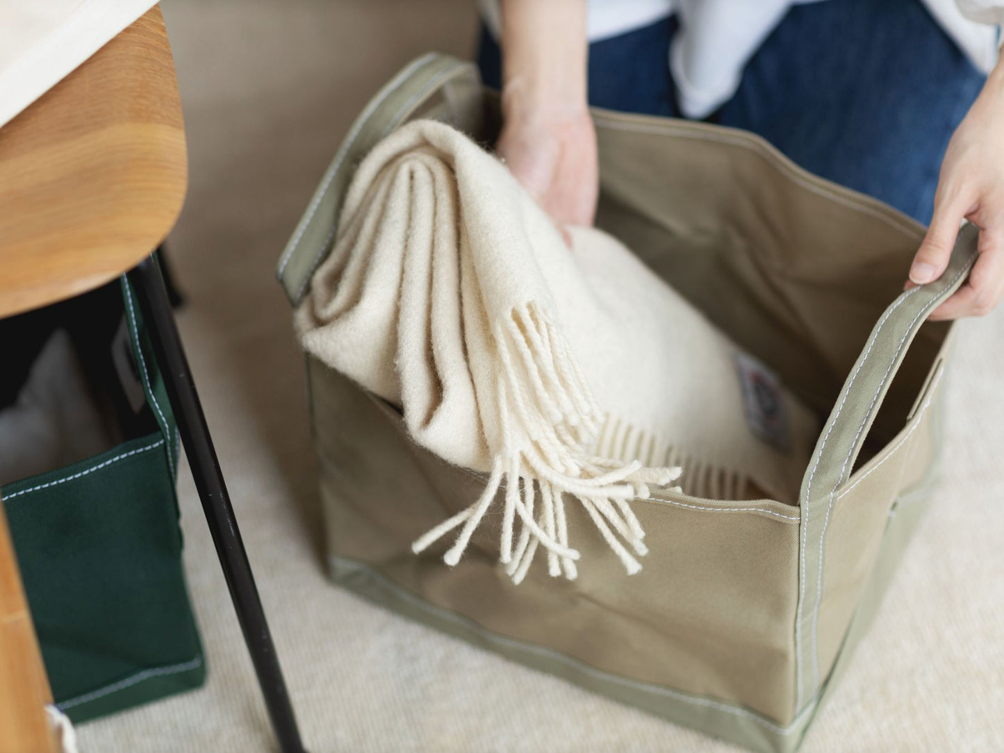 TEMBEA BOOK TOTE
