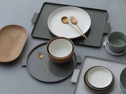 yumiko iihoshi porcelain／‘Colored’ aluminum tray round