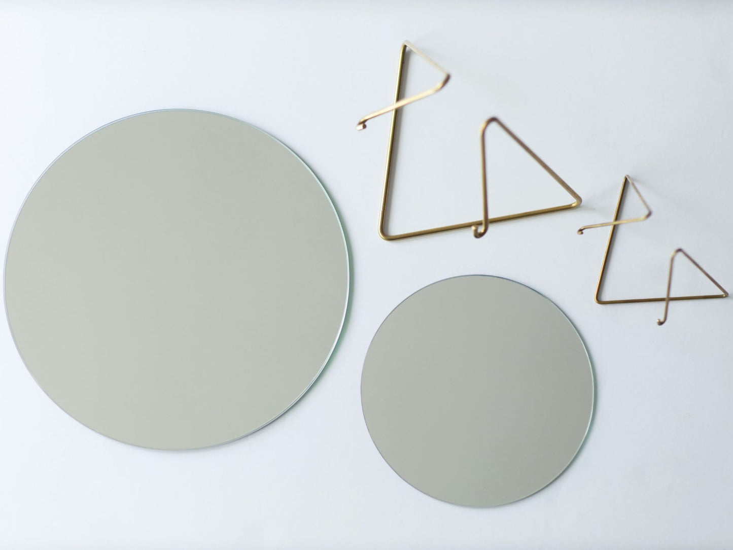 MOEBE STANDING MIRROR／ブラス