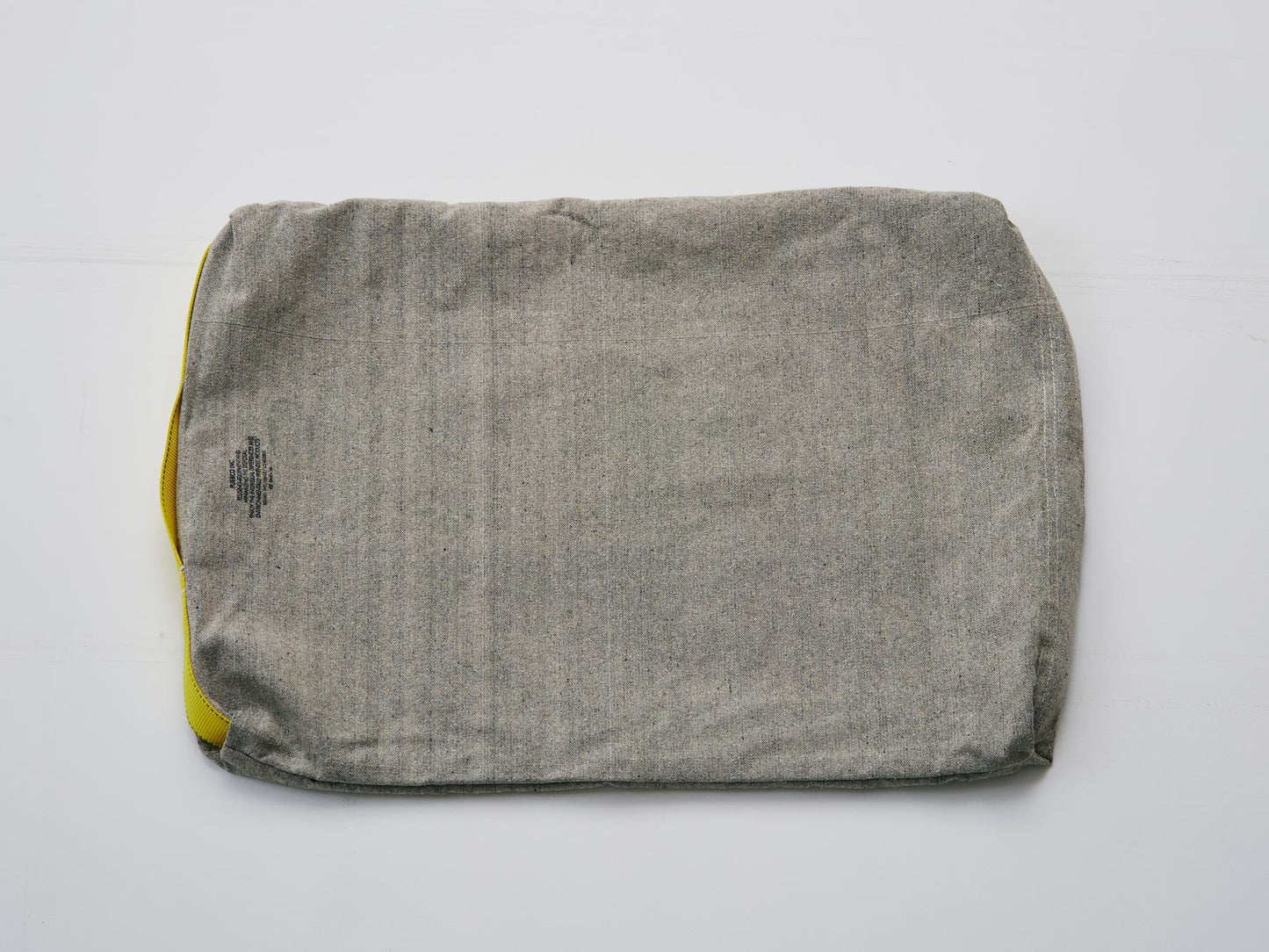 CUSHION FOR HUMAN AND PET（クッション）