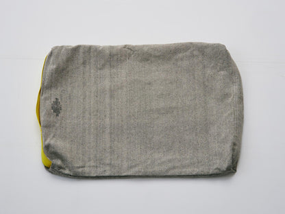 CUSHION FOR HUMAN AND PET（クッション）