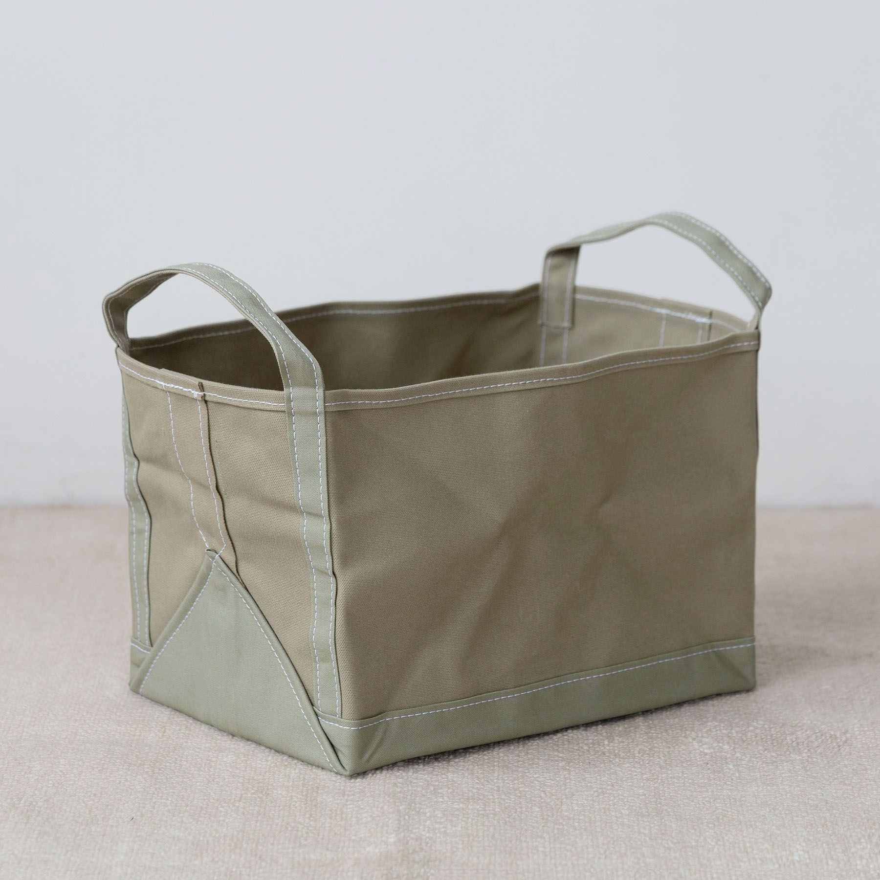 LT-OLIVE×LT-OLIVE
