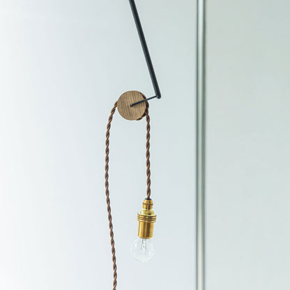 ang0001）LESS hanger light
